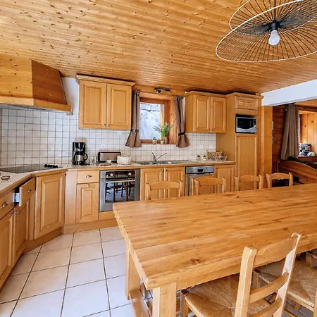 De Charme - 8 Pers. Saint-Marcel (Savoie)